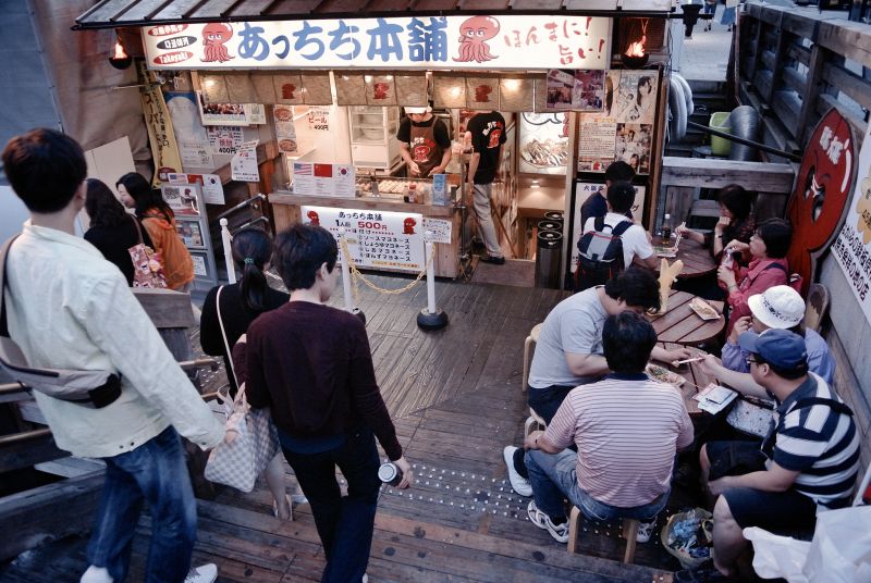cửa hàng Takoyaki ở Osaka
